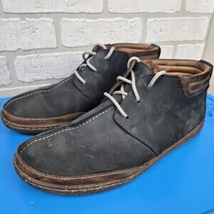 Clarks Men’s 10.5 Suede Trapell Mid Boot Shoes
